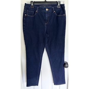 Chico’s The So Slimming Girlfriend Ankle Denim Jeans Size 1